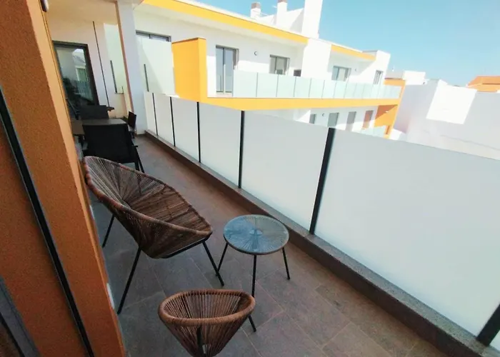 Blue Horizon Rooftop 아파트