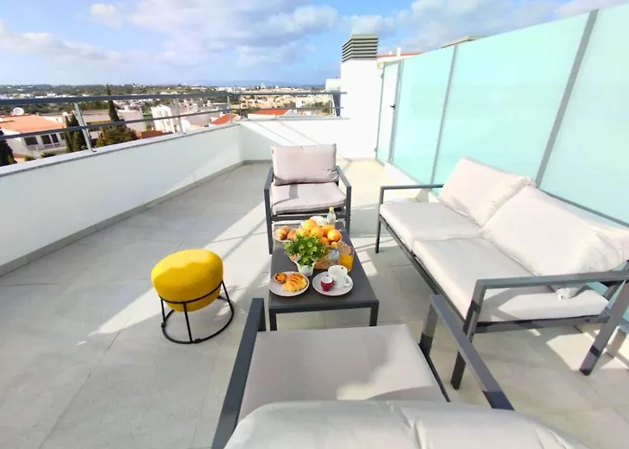 Blue Horizon Rooftop 페라구도